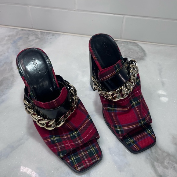 Forever 21 Red Plaid Women's Heeled Mules, size 9 - Picture 1 of 5